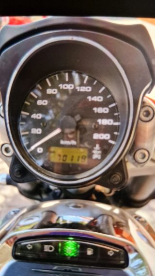 Suzuki Intruder 800cc Negra mate