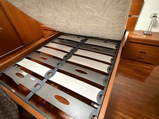 Dormitorio completo: Cama, cómoda y 2 mesillas