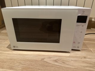 Microondas LG Grill MH6535GDH