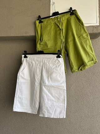 Pantaloncini verdi e bianchi