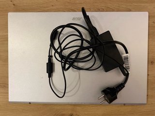 Portátil Acer Aspire 3 15 Plata, muy poco uso.