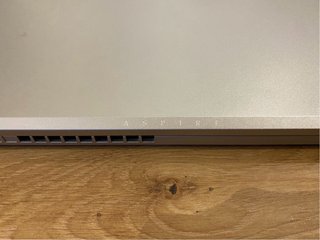 Portátil Acer Aspire 3 15 Plata, muy poco uso.