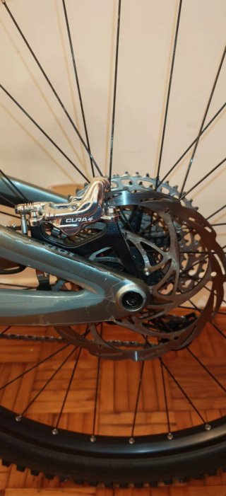 Bicicleta Ghost am pro de enduro trail