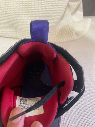 Zapatillas Jordan Jumpman Negras y Rojas