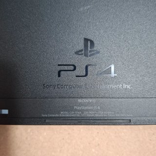 Ps4 Fat 500GB con cavi e controller