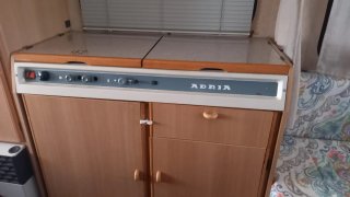 Caravana Adria Óptima -750kg
