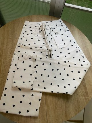 Pantalones Zara lunares blancos