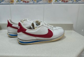 Zapatillas Nike Cortez Blancas y Rojas