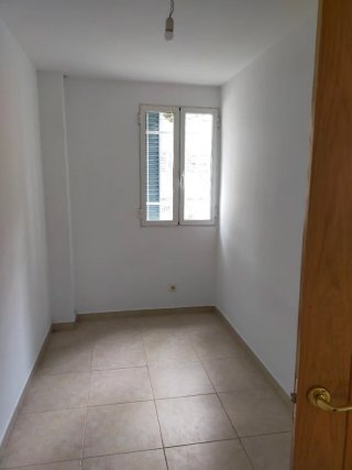 Piso en alquiler en Campamento Madrid.