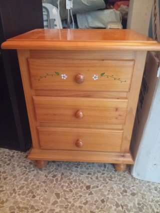Mesita de noche infantil madera pino