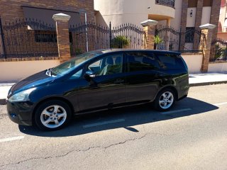 Mitsubishi Grandis 2008