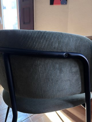 Silla comedor tapizada Nalon con reposabrazos