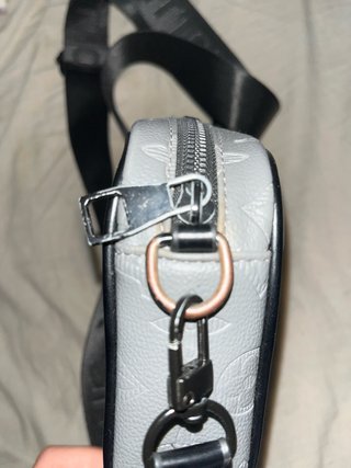 Bandolera Louis Vuitton Gris y Negra