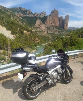 Yamaha FZ6 S2
