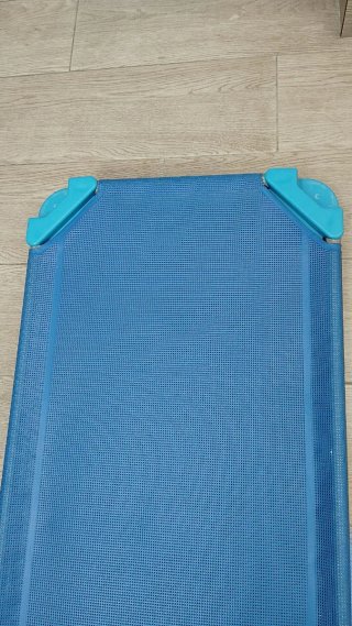 Cama infantil guardería azul