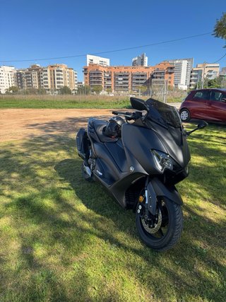 Yamaha Tmax 560 (6000km)