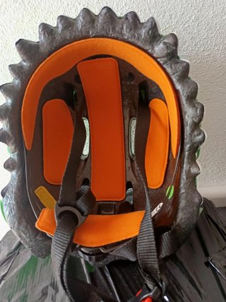 Casco bici infantil dinosaurio