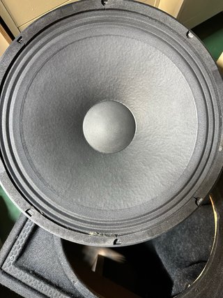 Subwoofer Beyma G300 15” Pasivo
