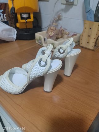 Scarpe D&G vernice bianche vintage