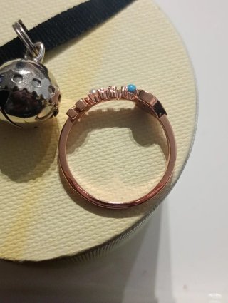 Anillo gemas