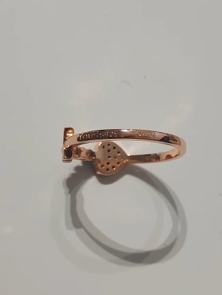 Anillo gemas