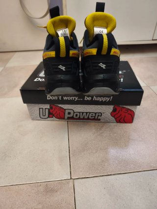 Zapatillas U-Power Negras y Amarillas