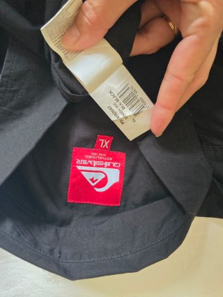 Camisa Quiksilver Negra
