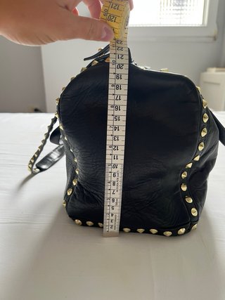 Bolso Negro piel Zara Tachuelas Doradas