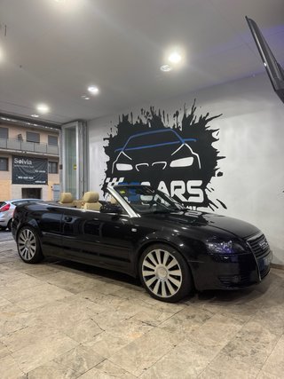 AUDI A4 CABRIO 2.5 TDI 163cv AUTO NACIONAL 156000k