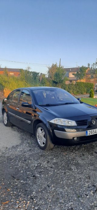 Renault Megane sedan 2.0 16v privilege