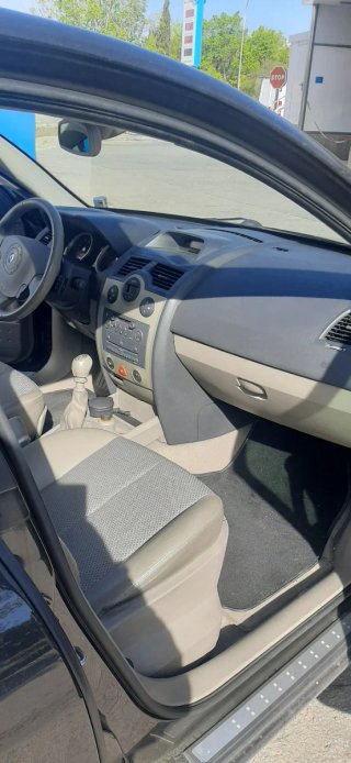 Renault Megane sedan 2.0 16v privilege