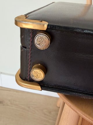 Maletín Loewe Piel Negra Vintage con Llaves