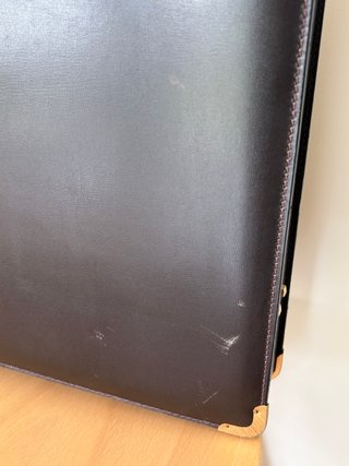 Maletín Loewe Piel Negra Vintage con Llaves