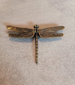 Libélula latón estilo vintage miniatura