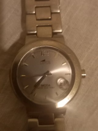 Reloj Lotus Moda Plata y Gris