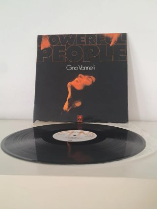 Gino Vannelli - Powerful People Vinilo LP