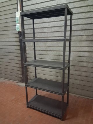 Scaffale portaoggetti in plastica grigia