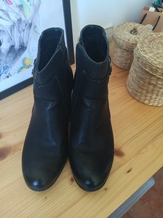 Botines tacón negros talla 38