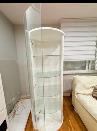 Vitrina de salón cristal y plástico
