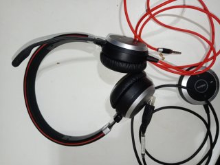 Auriculares Jabra con micrófono