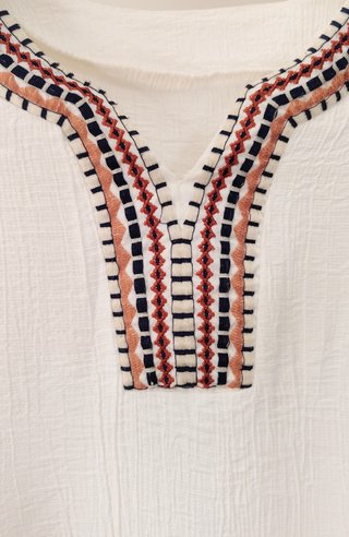 Vestido blanco boho bordado artesanal Talla S
