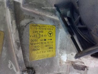 Faro der mercedes benz a2208208061 clase 20125752