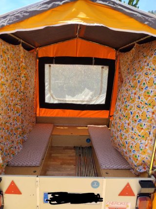 Carro tienda Cherokee