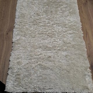Tappeto beige + 3 federe cuscini