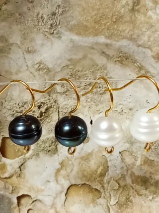 Pendientes 2 pares Perlas Barrocas Negras y Blanca