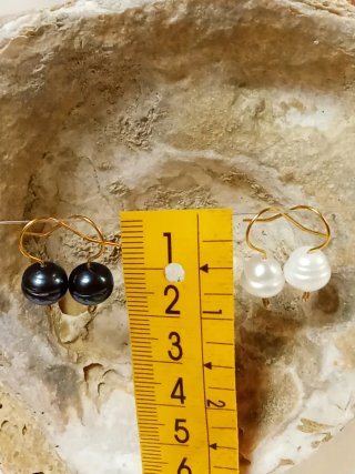 Pendientes 2 pares Perlas Barrocas Negras y Blanca