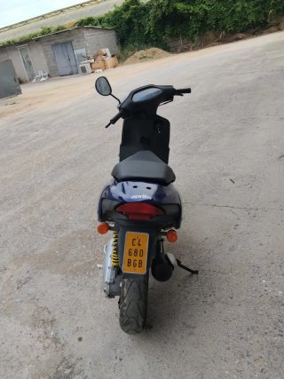 Aprilia Rally Scooter Azul