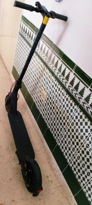 Patinete Eléctrico Negro
