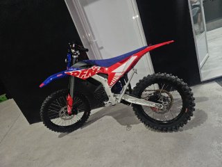 Moto Cross Eléctrica RFN