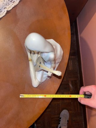 Figura porcelana mujer con guitarra